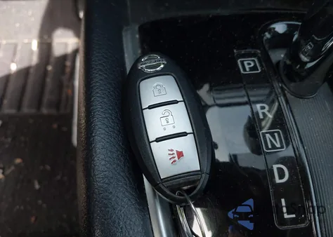 2016 Nissan Rogue Sv из США, поврежденный, VIN KNMAT2MV6GP677634